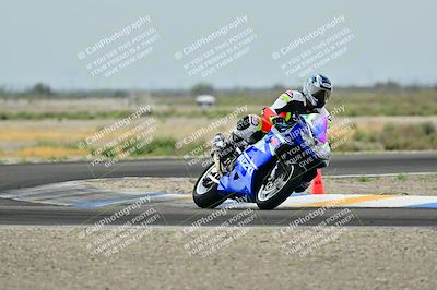 media/Apr-18-2025-TrackDaz (Fri) [[45f5874c44]]/C Group/Session 1 (Turn 7)/